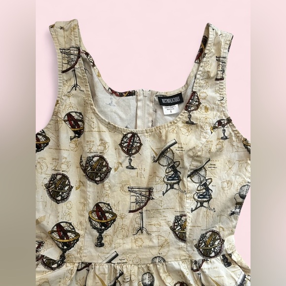 Retrolicious Astronomy Print Dress Small A-Line Pockets - Picture 2 of 6